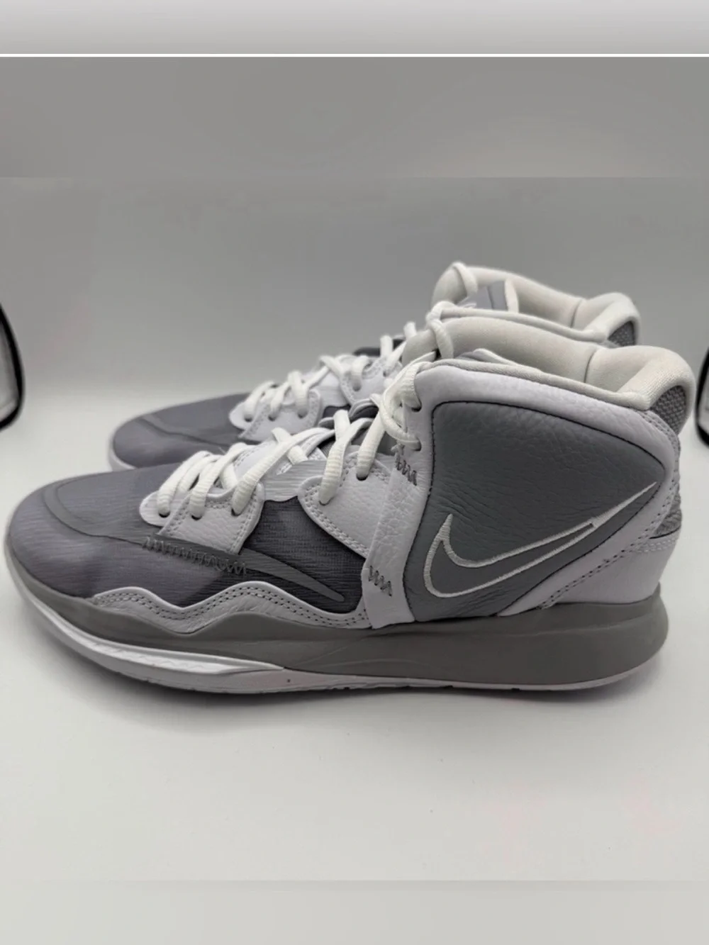 Nike Kyrie Infinity TB Mid Wolf Grey DO9616-001 Men’s 8.5 Basketball Shoes NEW